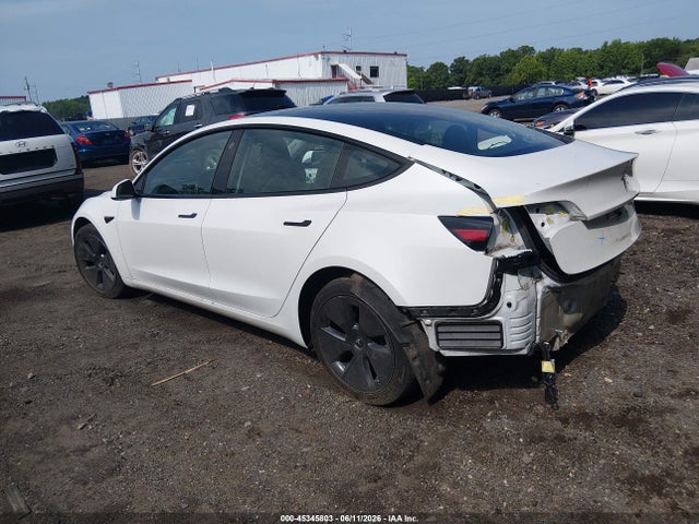 Tesla Model 3 Rear-wheel Drive 2023 5YJ3E1EAXPF499911 Image 3