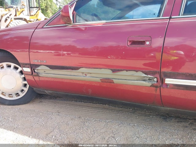 45345832 :رقم المزاد ، 1G6KD54YXVU268406 vin ، 1997 Cadillac Deville Standard مزاد بيع