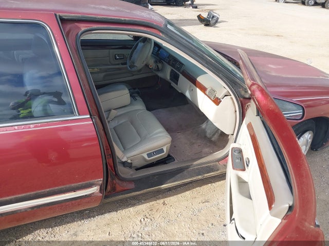 45345832 :رقم المزاد ، 1G6KD54YXVU268406 vin ، 1997 Cadillac Deville Standard مزاد بيع
