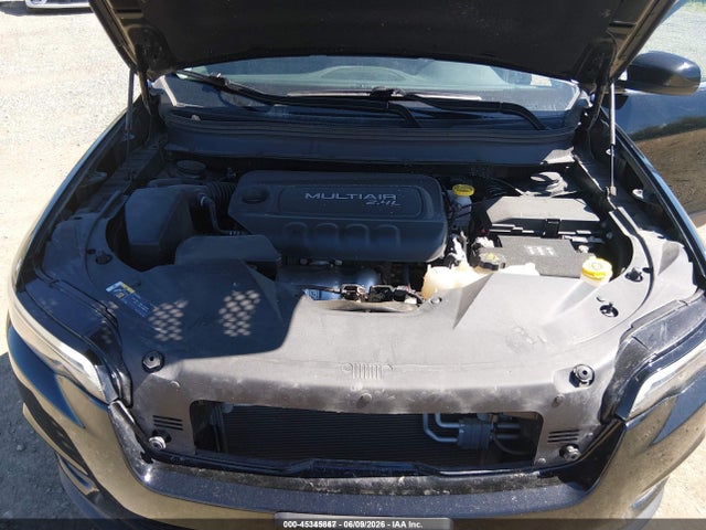 Jeep Cherokee Latitude 4x4 2019 1C4PJMCB0KD153683 Image 10