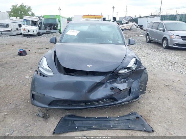 2021 Tesla Model Y Long Range Dual Motor All-wheel Drive მანქანა იყიდება აუქციონზე, vin: 5YJYGDEE3MF251600, აუქციონის ნომერი: 45345876