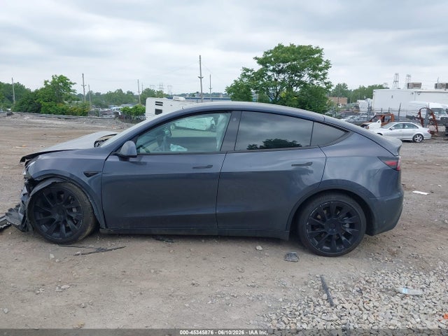 2021 Tesla Model Y Long Range Dual Motor All-wheel Drive მანქანა იყიდება აუქციონზე, vin: 5YJYGDEE3MF251600, აუქციონის ნომერი: 45345876
