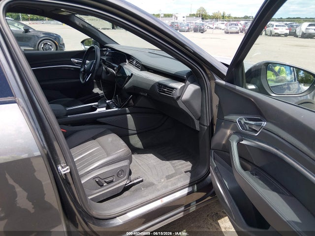 WA12AAGE8PB004576 Audi E-tron Sportback Premium Plus S Line Quattro