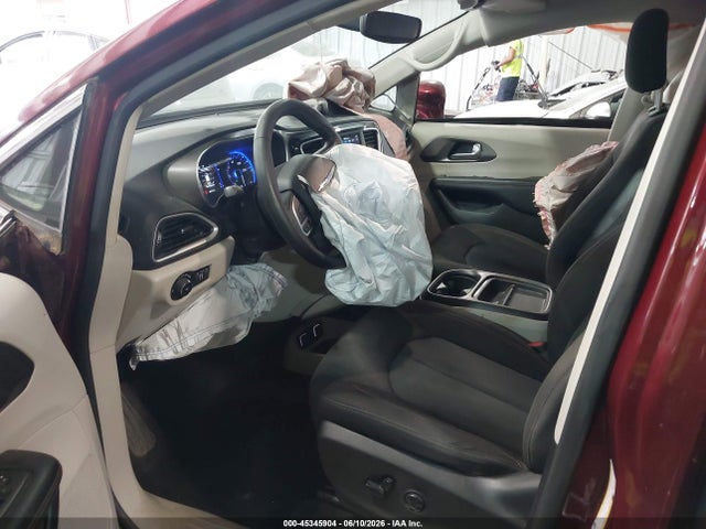 2020 Chrysler Pacifica Touring მანქანა იყიდება აუქციონზე, vin: 2C4RC1FG1LR233159, აუქციონის ნომერი: 45345904