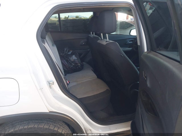 Chevrolet TRAX LS 2017 3GNCJKSB5HL266463 Image 8