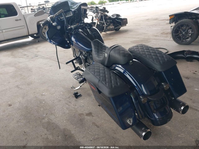 2013 Harley-davidson Fltrx Road Glide Custom მანქანა იყიდება აუქციონზე, vin: 1HD1KHM18DB648615, აუქციონის ნომერი: 45345937