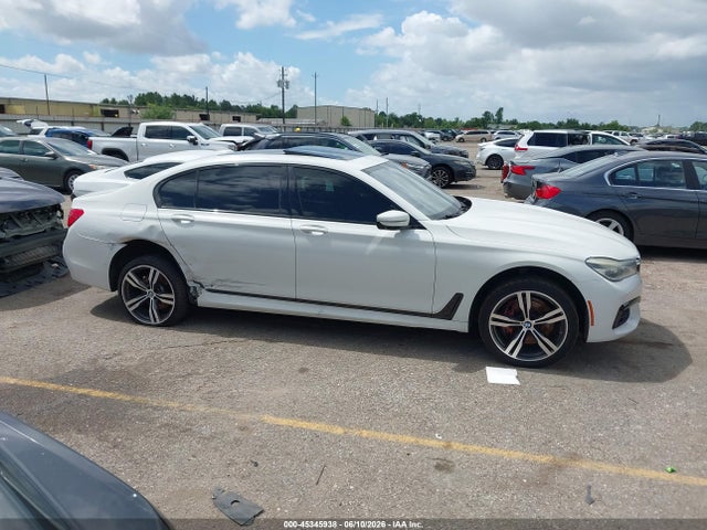45345938 :رقم المزاد ، WBA7F0C55HGM21393 vin ، 2017 Bmw 750i مزاد بيع