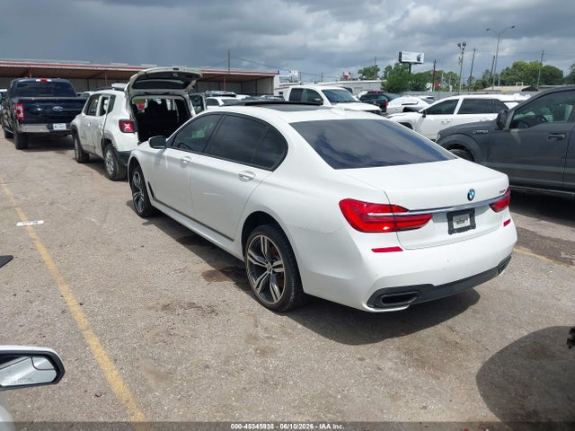 45345938 :رقم المزاد ، WBA7F0C55HGM21393 vin ، 2017 Bmw 750i مزاد بيع