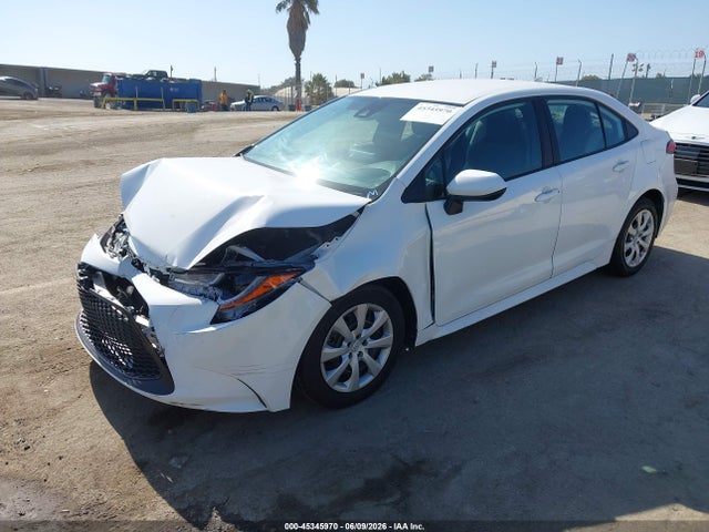 Toyota COROLLA LE 2022 5YFEPMAE8NP337967 Image 2