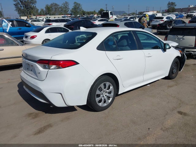 Toyota COROLLA LE 2022 5YFEPMAE8NP337967 Image 4