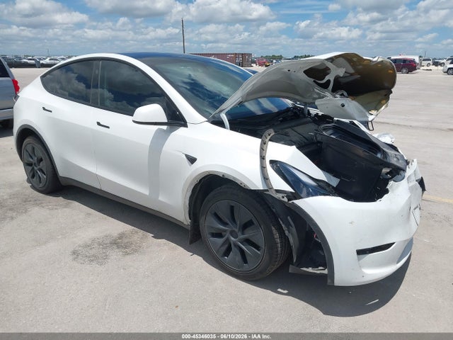 2025 Tesla Model Y Long Range Dual Motor All-wheel Drive მანქანა იყიდება აუქციონზე, vin: 7SAYGDEEXSA353134, აუქციონის ნომერი: 45346035
