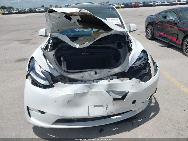 2025 Tesla Model Y Long Range Dual Motor All-wheel Drive მანქანა იყიდება აუქციონზე, vin: 7SAYGDEEXSA353134, აუქციონის ნომერი: 45346035