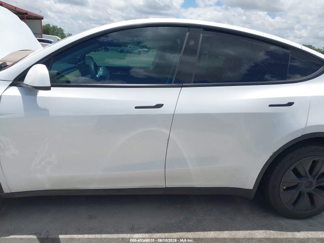 2025 Tesla Model Y Long Range Dual Motor All-wheel Drive მანქანა იყიდება აუქციონზე, vin: 7SAYGDEEXSA353134, აუქციონის ნომერი: 45346035