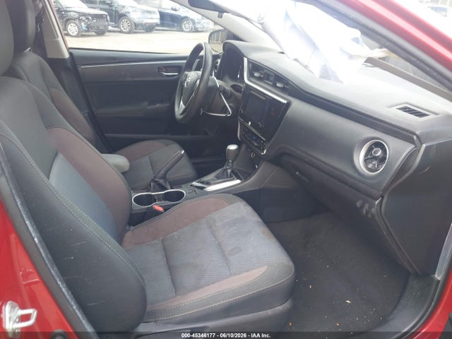 45346177 :رقم المزاد ، 2T1BURHE8JC034468 vin ، 2018 Toyota Corolla Le مزاد بيع