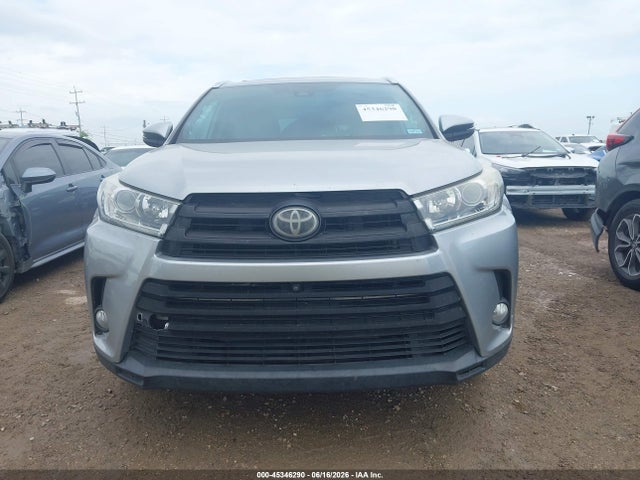 Toyota Highlander Limited Platinum 2018 5TDDZRFH0JS874114 Image 13