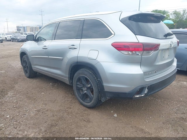 Toyota Highlander Limited Platinum 2018 5TDDZRFH0JS874114 Image 3