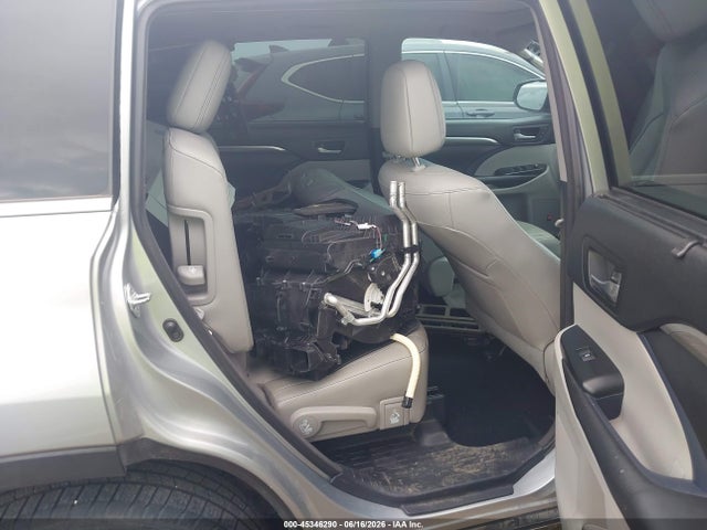 Toyota Highlander Limited Platinum 2018 5TDDZRFH0JS874114 Image 8
