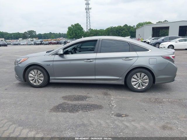 Продажа на аукционе авто 2017 Hyundai Sonata Hybrid Se, vin: KMHE24L16HA059762, номер лота: 45346357