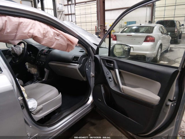 Продаж на аукціоні авто 2015 Subaru Forester 2.5i Touring, vin: JF2SJAWC0FH426828, номер лоту: 45346377