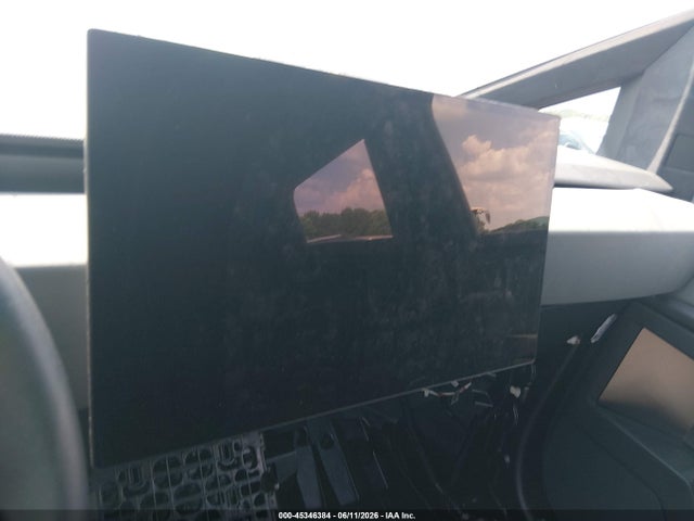 Tesla Cybertruck All-wheel Drive 2025 7G2CEHED0SA071982 Image 15
