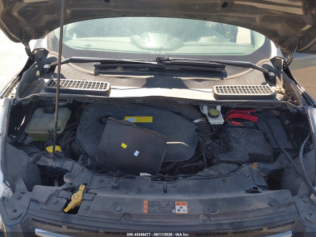 45346477 :رقم المزاد ، 1FMCU0GX6FUC77057 vin ، 2015 Ford Escape Se مزاد بيع
