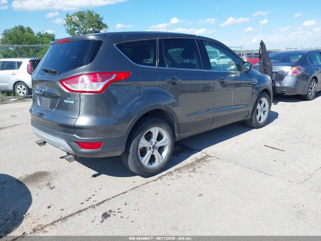 45346477 :رقم المزاد ، 1FMCU0GX6FUC77057 vin ، 2015 Ford Escape Se مزاد بيع
