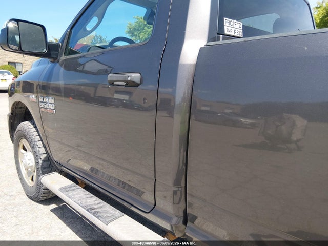 45346518 :رقم المزاد ، 3C63R3ATXGG318637 vin ، 2016 Ram 3500 Tradesman مزاد بيع