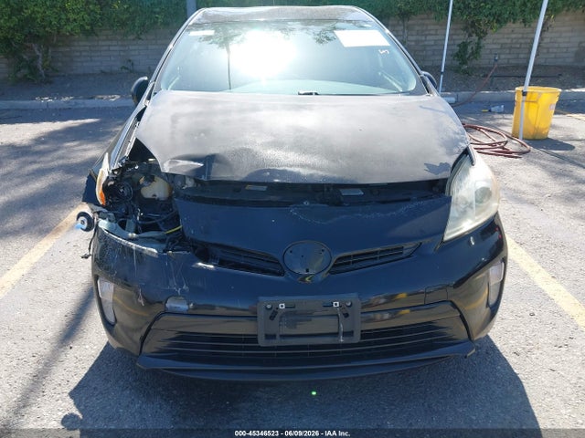 JTDKN3DU1F0468191 Toyota Prius Two
