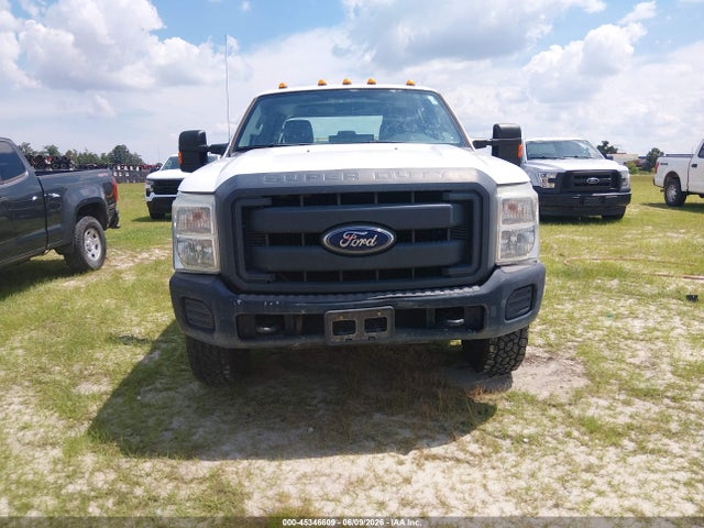 Ford F-350 Chassis Xl 2015 1FD8W3F69FEB13192 Image 17
