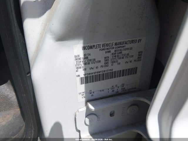 Ford F-350 Chassis Xl 2015 1FD8W3F69FEB13192 Image 9