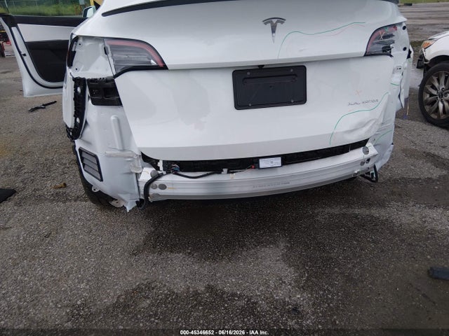 45346652 :رقم المزاد ، 7SAYGDEE1NF313094 vin ، 2022 Tesla Model Y Long Range Dual Motor All-wheel Drive مزاد بيع