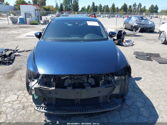 Mazda Mazda3 Preferred Package 2019 JM1BPBMM1K1139709 Image 13