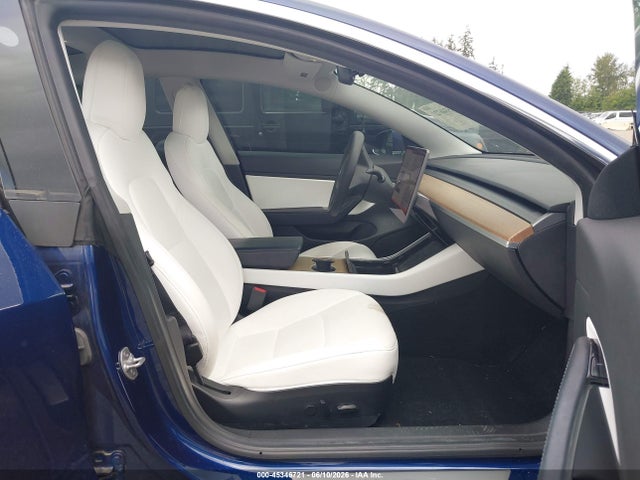 Продажа на аукционе авто 2020 Tesla Model 3 Standard Range Plus Rear-wheel Drive/standard Range Rear-wheel Drive, vin: 5YJ3E1EA4LF785988, номер лота: 45346721