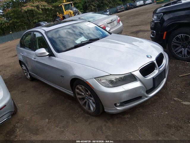 2011 Bmw 328i Xdrive მანქანა იყიდება აუქციონზე, vin: WBAPK7C52BF083680, აუქციონის ნომერი: 45346729