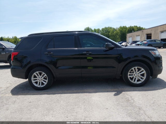 1FM5K8B82HGD15009 Ford Explorer