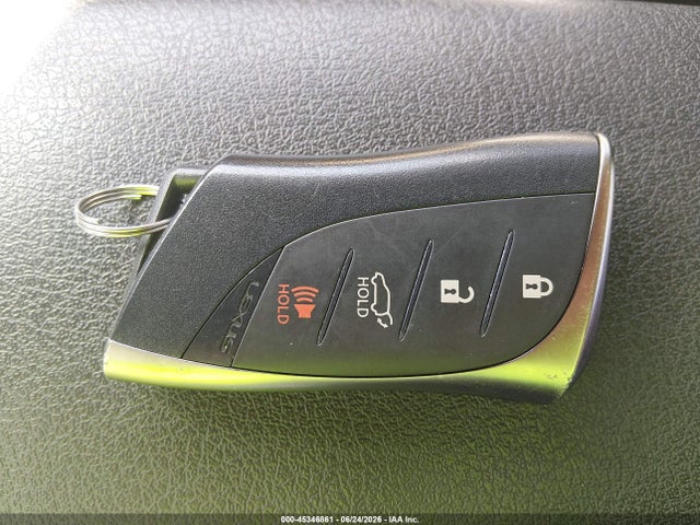 45346861 :رقم المزاد ، JTHP9JBH1L2021072 vin ، 2020 Lexus Ux 250h مزاد بيع