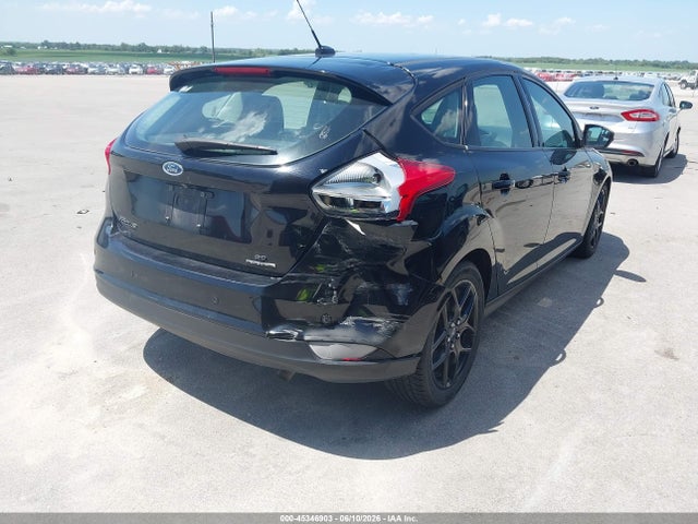Ford FOCUS SE 2016 1FADP3K24GL275432 Image 6