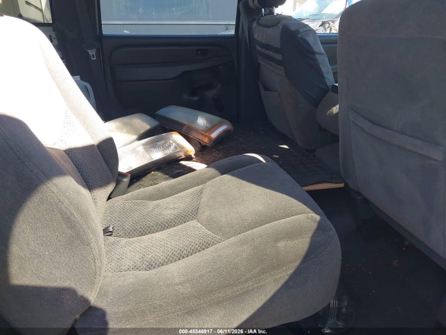 45346917 :رقم المزاد ، 1GBHC33D56F190026 vin ، 2006 Chevrolet Silverado 3500 Work Truck مزاد بيع