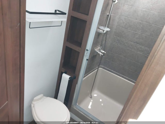 Продаж на аукціоні авто 2016 Forest River Sandpiper 377flik, vin: 4X4FSAP21GJ032391, номер лоту: 45346941