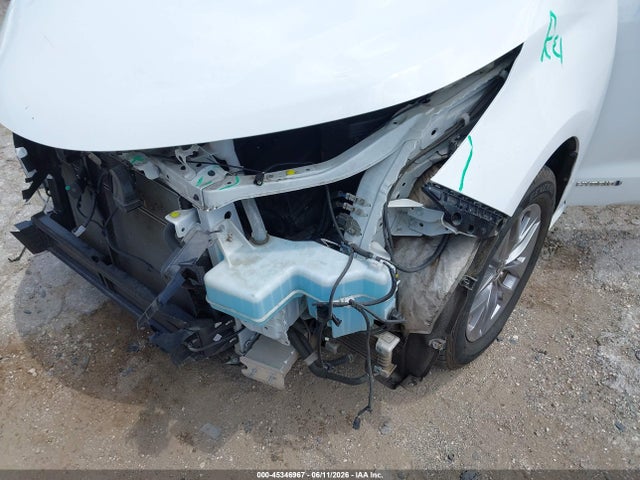 Toyota SIENNA LE 2021 5TDKRKEC2MS028723 Image 17