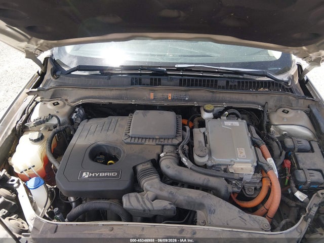 3FA6P0UU8JR209450 Ford Fusion Hybrid S