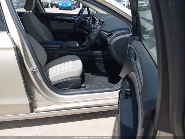 3FA6P0UU8JR209450 Ford Fusion Hybrid S