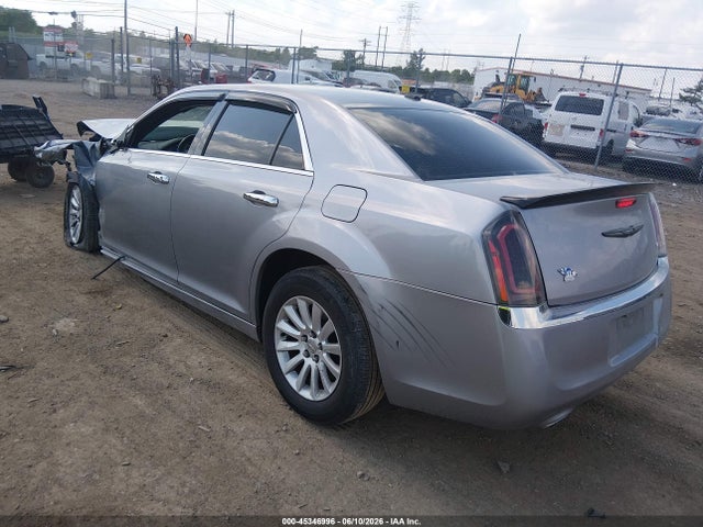 2013 Chrysler 300 Motown მანქანა იყიდება აუქციონზე, vin: 2C3CCAAG5DH732426, აუქციონის ნომერი: 45346996