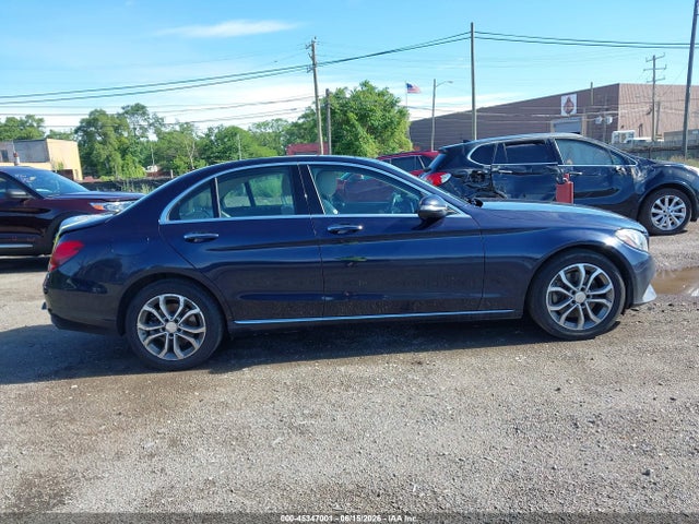 Aukcja sprzedaży 2016 Mercedes-benz C 300 4matic, vin: 55SWF4KB4GU108484, numer aukcji: 45347001