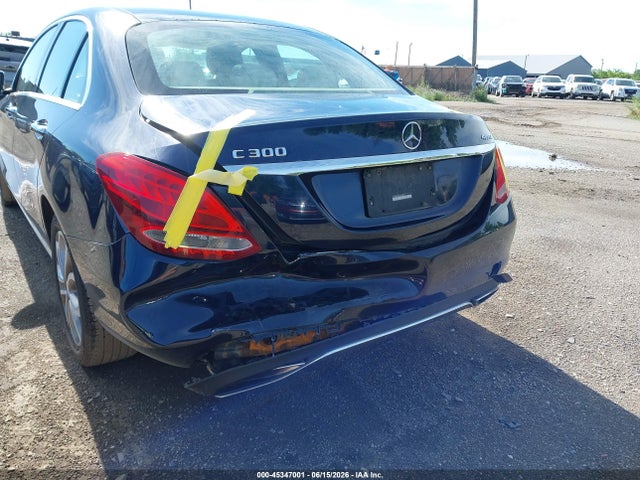 Aukcja sprzedaży 2016 Mercedes-benz C 300 4matic, vin: 55SWF4KB4GU108484, numer aukcji: 45347001