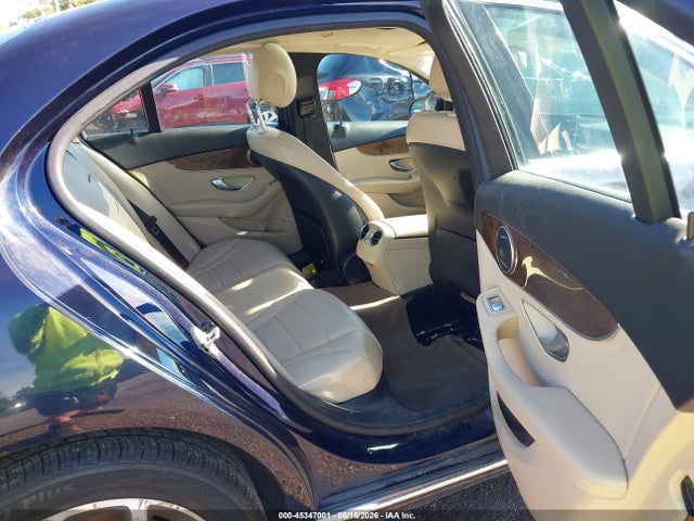 Aukcja sprzedaży 2016 Mercedes-benz C 300 4matic, vin: 55SWF4KB4GU108484, numer aukcji: 45347001