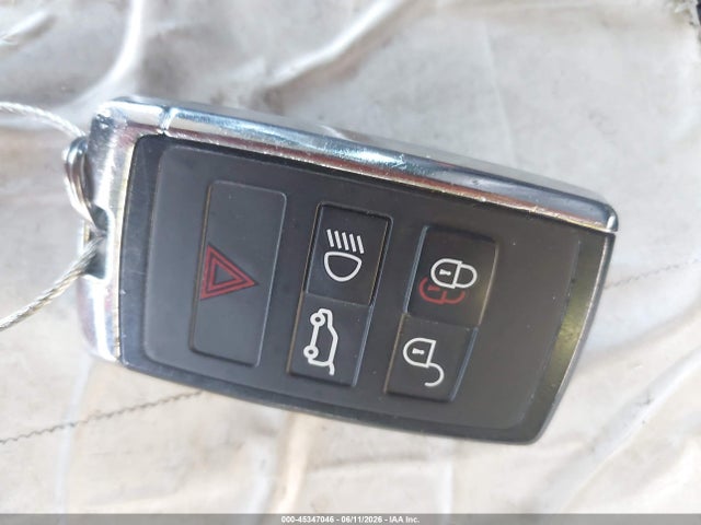 SALEPEEU7L2012481 Land Rover Defender 110 Se