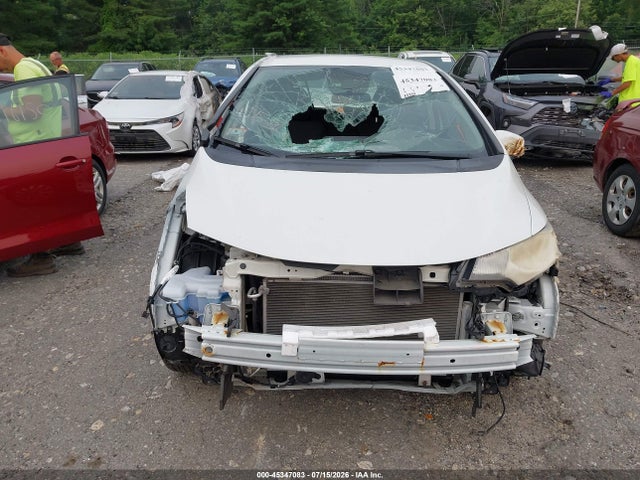 JHMGK5H56HS010861 Honda FIT LX
