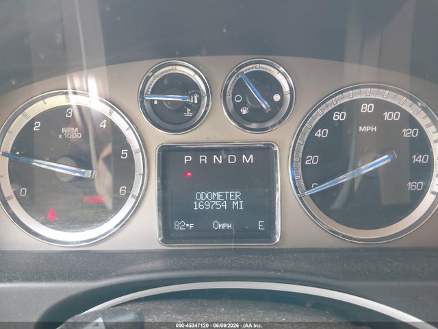 45347120 :رقم المزاد ، 1GYS4HEF3BR387354 vin ، 2011 Cadillac Escalade Esv Luxury مزاد بيع