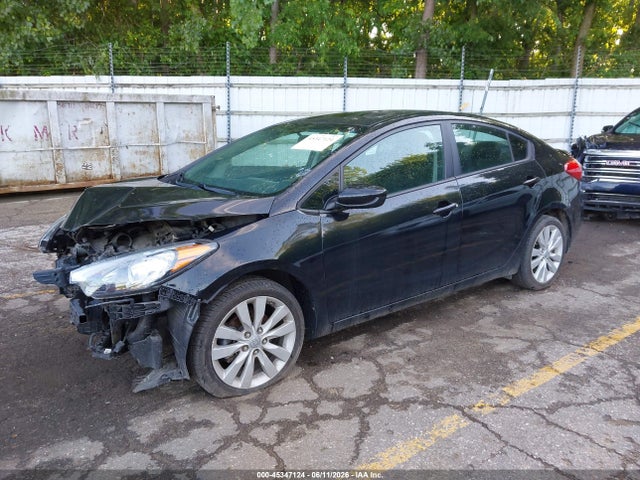 KIA FORTE LX 2016 KNAFK4A6XG5477673 Image 2
